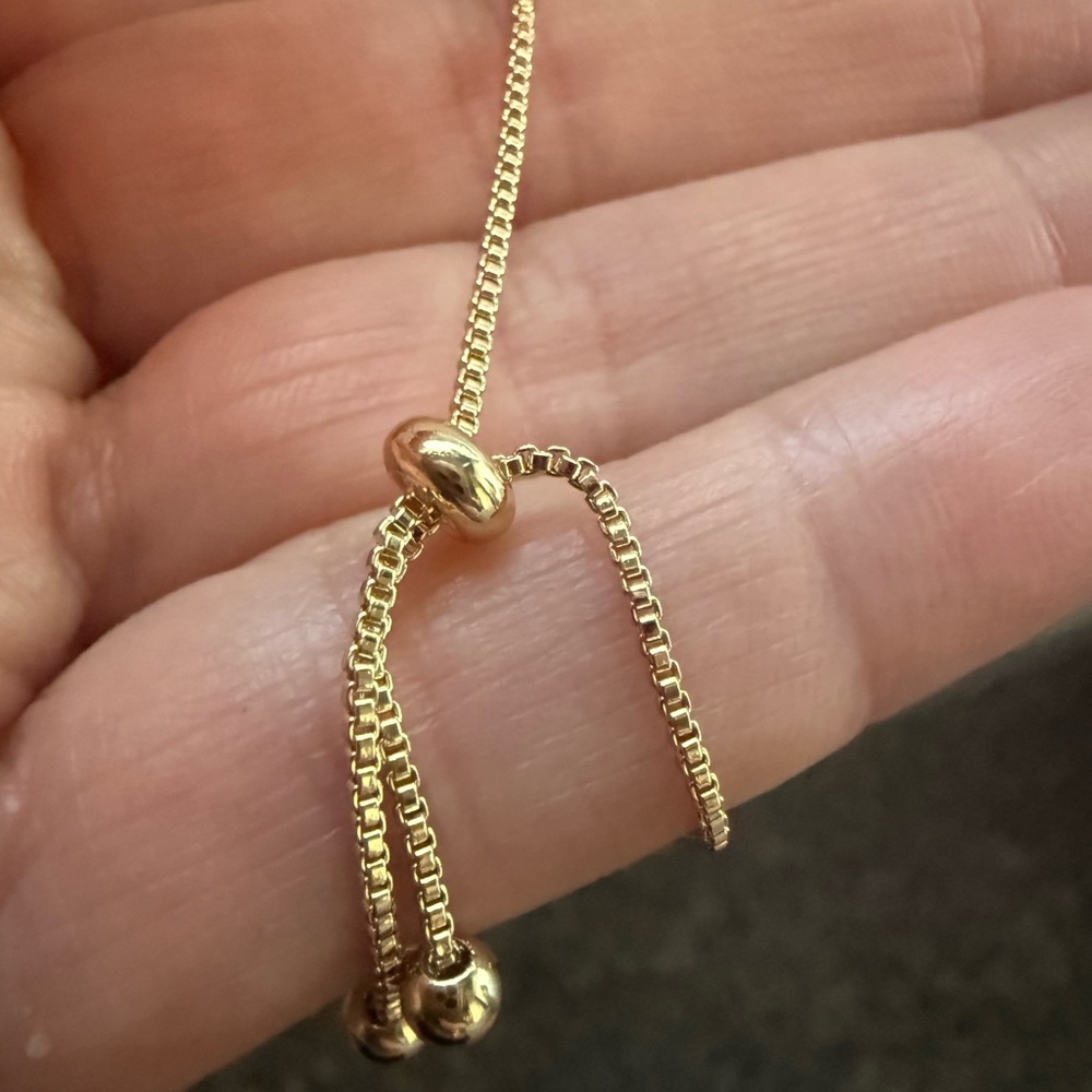 NEW!!Gold-Tone Crystal Delicate Wave Bracelet - Fully Adjustable - Picture 8 of 9